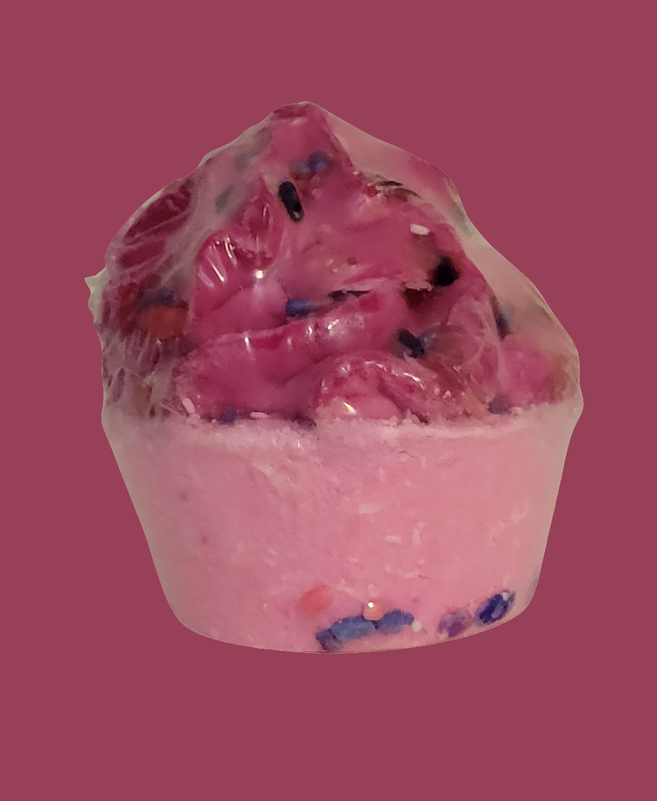 Mayy Black Raspberry Vanilla Cupcake Bath Bomb